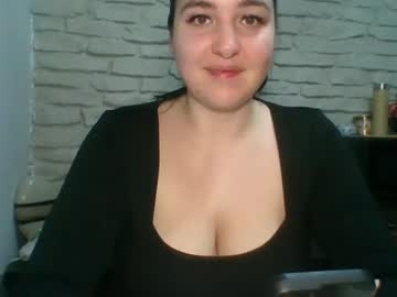 Quanaella Chaturbate stream image from March 14, 2025