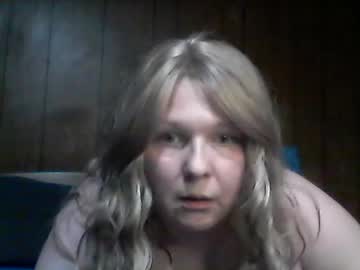 2elle2 Chaturbate stream image from March 14, 2025