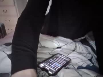 Pet383407 Chaturbate stream image from March 14, 2025