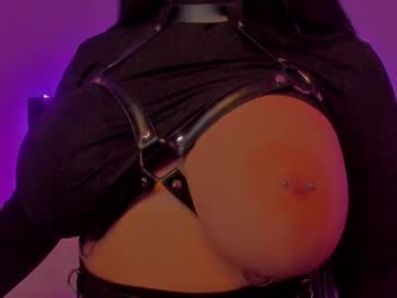 Sashachase Chaturbate stream image from March 14, 2025