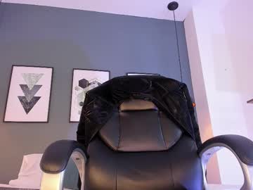 Yesenialopez Chaturbate stream image from March 14, 2025