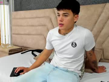 Doriam_Grey Chaturbate stream image from March 14, 2025