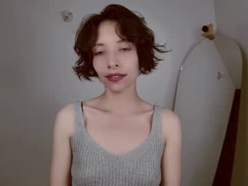 Edranah Chaturbate stream image from March 14, 2025