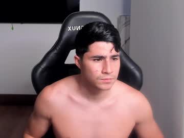 Phillip_Evans1 Chaturbate stream image from March 14, 2025