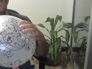 Fedeglobos Chaturbate stream image from March 15, 2025
