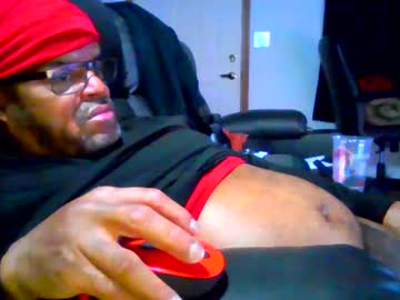 Beef69dog Chaturbate stream image from March 15, 2025