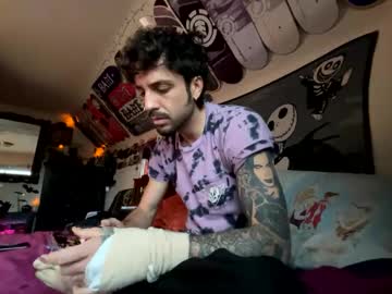 Mrfanceypants Chaturbate stream image from March 15, 2025