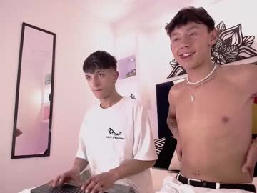 Andress_Brown Chaturbate stream image from March 15, 2025