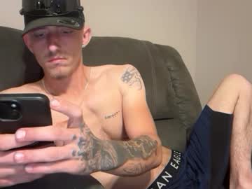 Hungdude04 Chaturbate stream image from March 15, 2025