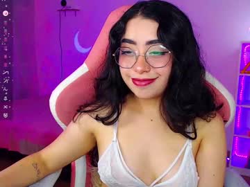 Iamveroo Chaturbate stream image from March 15, 2025