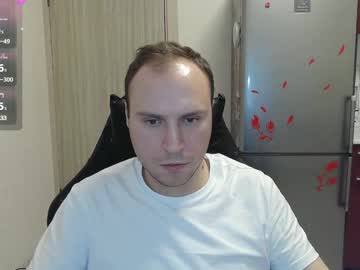Q___Q____Q Chaturbate stream image from March 15, 2025