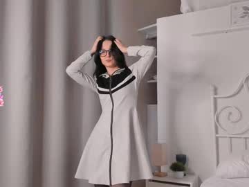 Erlinehessey Chaturbate stream image from March 15, 2025