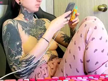 _Feralberry__ Chaturbate stream image from March 15, 2025