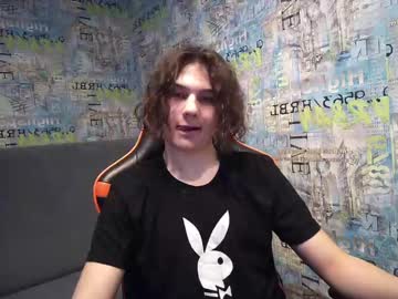 Sweet_Lucifer_Xoxo Chaturbate stream image from March 15, 2025