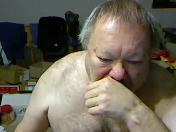 Blemon32 Chaturbate stream image from March 15, 2025