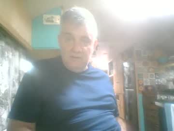 Jdsquared Chaturbate stream image from March 15, 2025