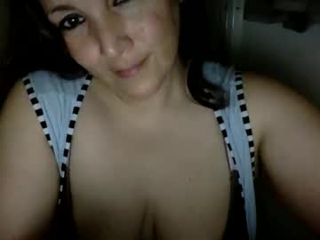 Kimberlylynn Chaturbate stream image from March 15, 2025