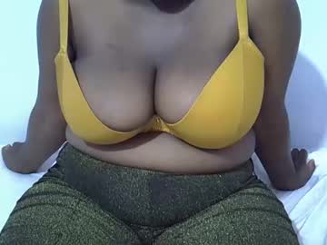 Maqeilah Chaturbate stream image from March 15, 2025