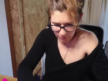 Linalou4thanks Chaturbate stream image from March 15, 2025