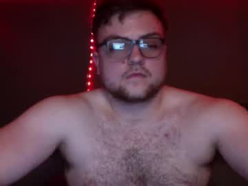 Seanieexxxx Chaturbate stream image from March 15, 2025