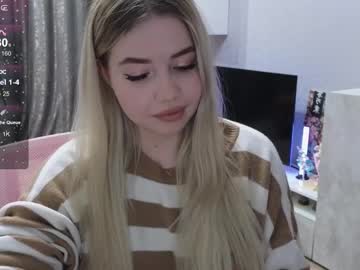 Maymallorie Chaturbate stream image from March 15, 2025