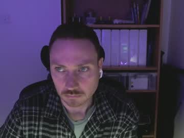 Jonjlee2001 Chaturbate stream image from March 15, 2025