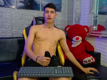 Steven_Taylor1 Chaturbate stream image from March 15, 2025