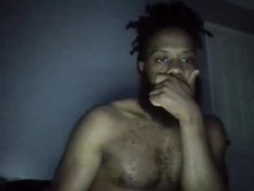 Biglyfe Chaturbate stream image from March 15, 2025
