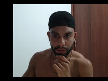 Sbatbey Chaturbate stream image from March 16, 2025