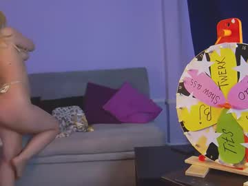 Kissamoss Chaturbate stream image from March 16, 2025