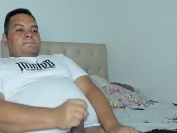 Bighotguycb Chaturbate stream image from March 16, 2025