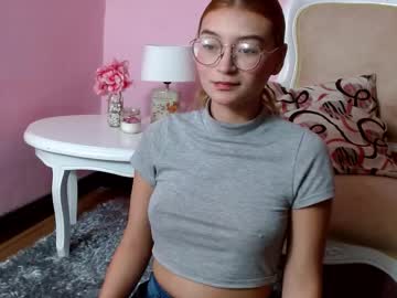 Valerycollinss__ Chaturbate stream image from March 16, 2025