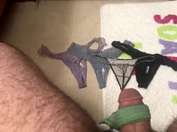 Bigintrovert Chaturbate stream image from March 16, 2025