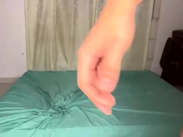 Den1ro Chaturbate stream image from March 16, 2025