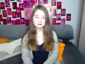 Millyti Chaturbate stream image from March 16, 2025