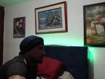 Playblackfireboy Chaturbate stream image from March 16, 2025