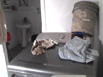 Aawwfull420 Chaturbate stream image from March 16, 2025