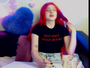 Emilygold65 Chaturbate stream image from March 16, 2025
