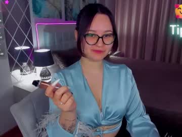 Esterplayful Chaturbate stream image from March 16, 2025