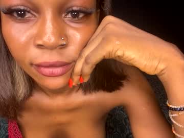 Dripqwin Chaturbate stream image from March 16, 2025