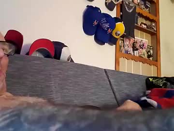 Moedam6510 Chaturbate stream image from March 16, 2025