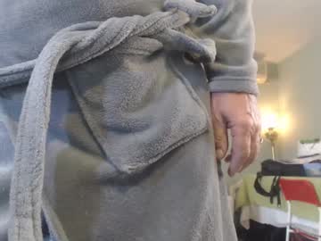 Mycoolhvor Chaturbate stream image from March 16, 2025