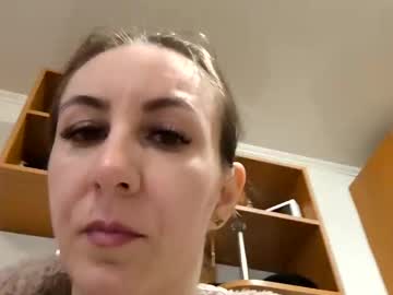 Briannamiler Chaturbate stream image from March 16, 2025