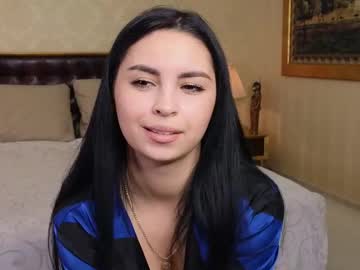 Hildaeastburn Chaturbate stream image from March 16, 2025