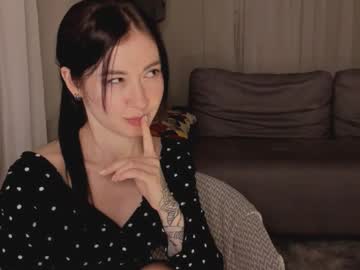 Moonamber Chaturbate stream image from March 16, 2025