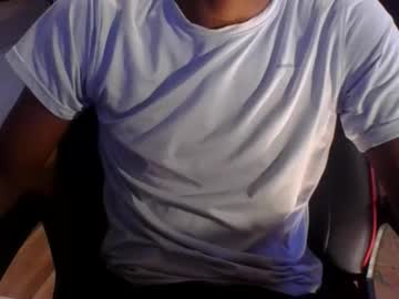 Trrpq Chaturbate stream image from March 16, 2025