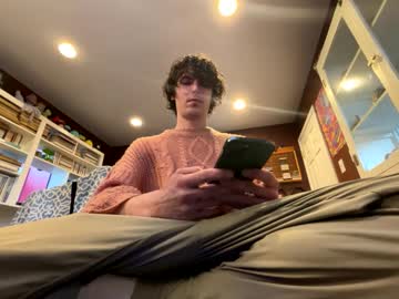 Wolfiekitty Chaturbate stream image from March 16, 2025