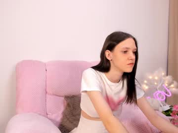 Lina_Tru Chaturbate stream image from March 16, 2025