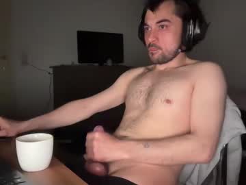 Edgehog27 Chaturbate stream image from March 16, 2025
