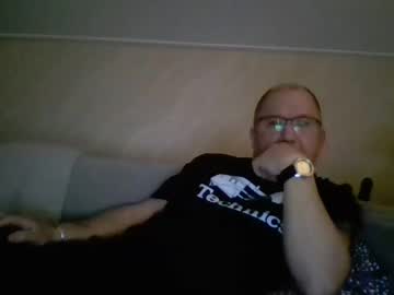 Xrap Chaturbate stream image from March 16, 2025